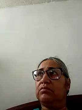 Snapshot of _candi chatting on March 2026 11:26:02 AM candi online show from March 2026 11:26:02 AM