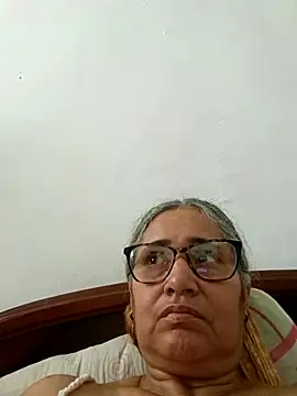 Snapshot of _candi chatting on April 2026 03:20:01 PM candi online show from April 2026 03:20:01 PM