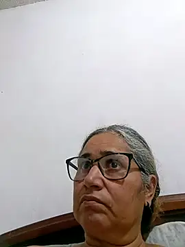 Snapshot of _candi chatting on April 2026 02:31:01 AM candi online show from April 2026 02:31:01 AM