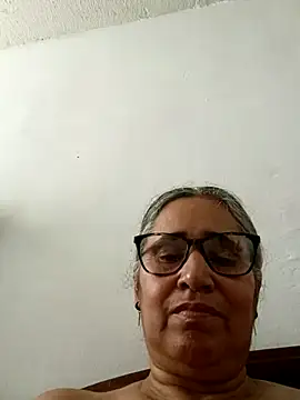 Snapshot of _candi chatting on April 2026 07:41:01 PM candi online show from April 2026 07:41:01 PM