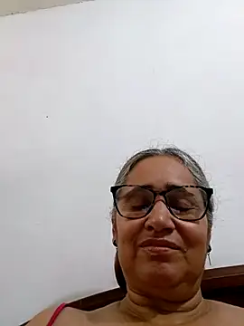 Snapshot of _candi chatting on April 2026 02:22:02 PM candi online show from April 2026 02:22:02 PM