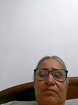 Snapshot of _candi chatting on April 2026 02:28:01 AM candi online show from April 2026 02:28:01 AM