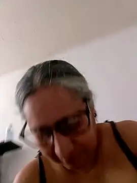 Snapshot of _candi chatting on April 2026 02:34:01 PM candi online show from April 2026 02:34:01 PM