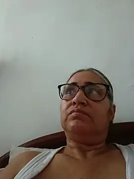 Snapshot of _candi chatting on June 2026 11:58:01 AM candi online show from June 2026 11:58:01 AM
