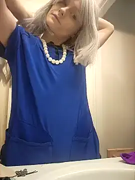 Snapshot of AriellaTaylor chatting on January 2025 02:21:02 PM AriellaTaylor online show from January 2025 02:21:02 PM