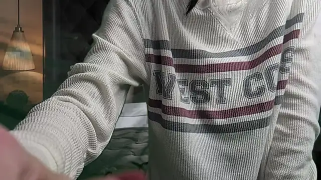 Snapshot of AriellaTaylor chatting on March 2025 06:46:02 AM AriellaTaylor online show from March 2025 06:46:02 AM