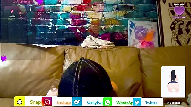 Snapshot of AriellaTaylor chatting on September 2025 04:45:02 AM AriellaTaylor online show from September 2025 04:45:02 AM