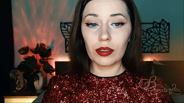 Snapshot of MissBeverlyMills chatting on January 2025 05:55:02 PM MissBeverlyMills online show from January 2025 05:55:02 PM