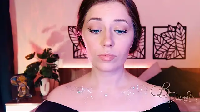 Snapshot of MissBeverlyMills chatting on March 2025 12:52:02 PM MissBeverlyMills online show from March 2025 12:52:02 PM