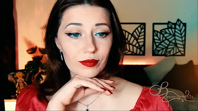 Snapshot of MissBeverlyMills chatting on March 2025 12:13:02 PM MissBeverlyMills online show from March 2025 12:13:02 PM