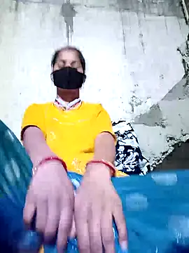 Snapshot of Anushka_Ji chatting on March 2025 04:44:02 PM Anushka Ji online show from March 2025 04:44:02 PM