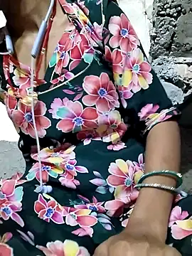 Snapshot of Anushka_Ji chatting on September 2025 06:35:01 AM Anushka Ji online show from September 2025 06:35:01 AM