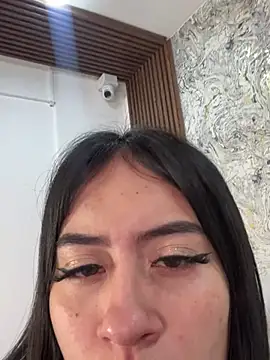 Snapshot of im_giselle_ chatting on March 2025 03:16:02 PM im giselle online show from March 2025 03:16:02 PM