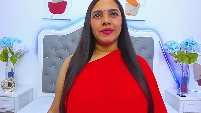 Snapshot of krishaa_ chatting on January 2025 01:05:01 PM krishaa online show from January 2025 01:05:01 PM