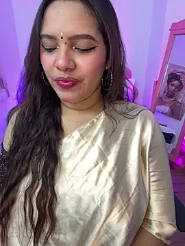 Snapshot of krishaa_ chatting on February 2026 07:43:01 PM krishaa online show from February 2026 07:43:01 PM