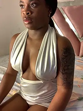 Snapshot of Tamara_Lubezkii chatting on January 2025 06:19:01 PM Tamara Lubezkii online show from January 2025 06:19:01 PM