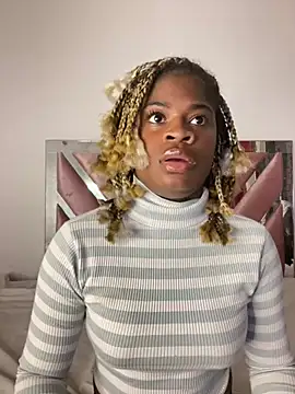 Snapshot of Tamara_Lubezkii chatting on February 2025 10:04:02 PM Tamara Lubezkii online show from February 2025 10:04:02 PM