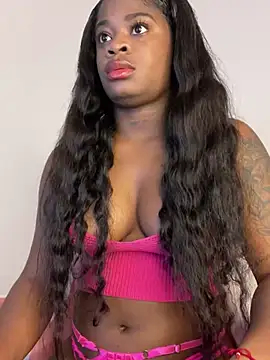 Snapshot of Tamara_Lubezkii chatting on March 2025 10:29:02 PM Tamara Lubezkii online show from March 2025 10:29:02 PM