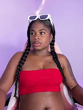 Snapshot of Tamara_Lubezkii chatting on March 2025 11:20:01 PM Tamara Lubezkii online show from March 2025 11:20:01 PM