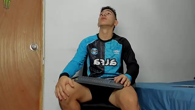 andrew rose  online show from March 2026 06:45:02 PM