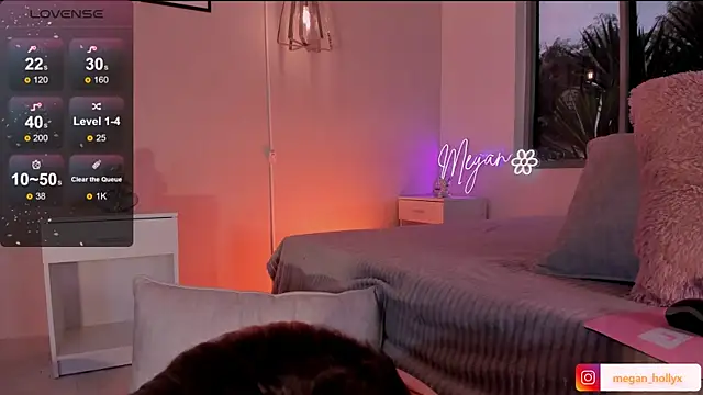 Megan-holly online show from February 2025 08:31:01 PM