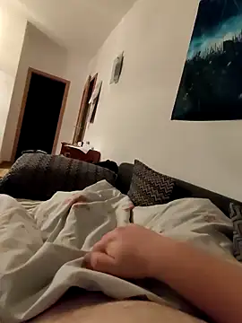 Snapshot of Henryb61 chatting on January 2025 09:45:01 PM Henryb61 online show from January 2025 09:45:01 PM