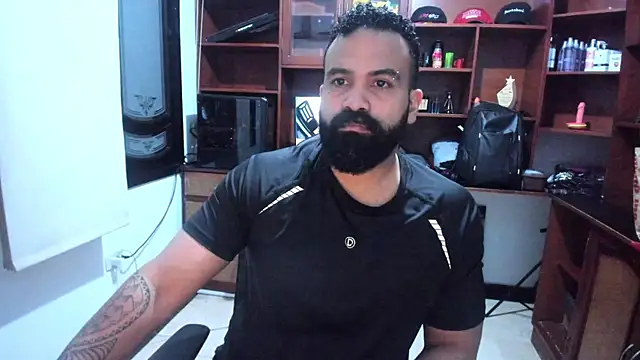 Drako Argentii online show from December 2024 03:29:02 AM