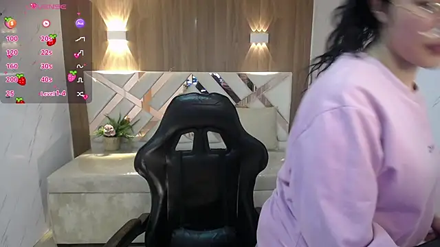 victoria castillo b online show from October 2025 03:02:02 AM