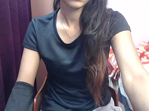 Angel kiyara online show from November 2025 06:29:02 PM
