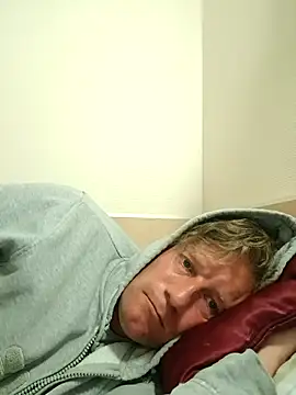 MArciQuarky online show from September 2025 06:51:02 PM