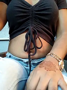 Snapshot of Sarita_7 chatting on January 2025 07:31:02 AM Sarita 7 online show from January 2025 07:31:02 AM