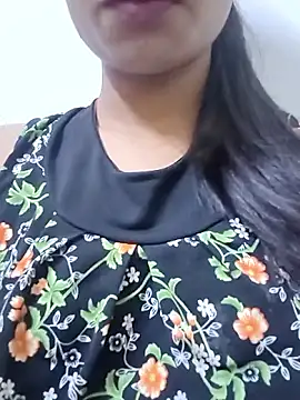 Snapshot of Sarita_7 chatting on September 2025 10:03:02 AM Sarita 7 online show from September 2025 10:03:02 AM