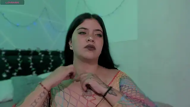 Alexa Espinoza online show from April 2026 12:43:01 PM