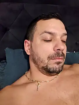 Snapshot of Mitzatb4u chatting on November 2025 03:00:02 PM Mitzatb4u online show from November 2025 03:00:02 PM