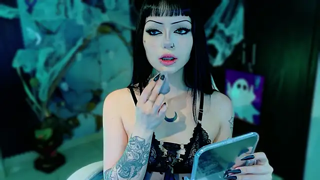 Snapshot of Madison_Jackson chatting on October 2025 09:30:01 PM Madison Jackson online show from October 2025 09:30:01 PM