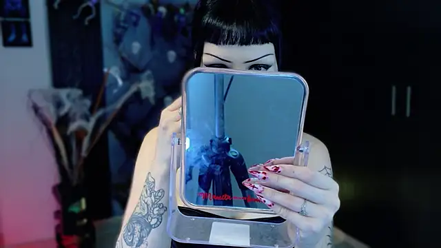 Snapshot of Madison_Jackson chatting on November 2025 09:58:01 PM Madison Jackson online show from November 2025 09:58:01 PM