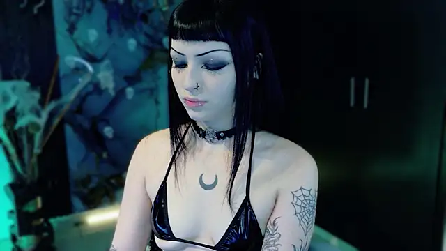 Snapshot of Madison_Jackson chatting on November 2025 09:02:01 PM Madison Jackson online show from November 2025 09:02:01 PM