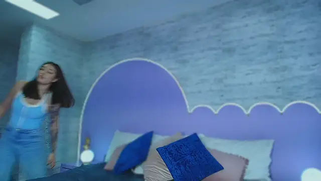 Giaa Ross online show from March 2026 07:36:02 PM