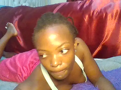 HOTBABE19 online show from October 2025 12:40:02 PM