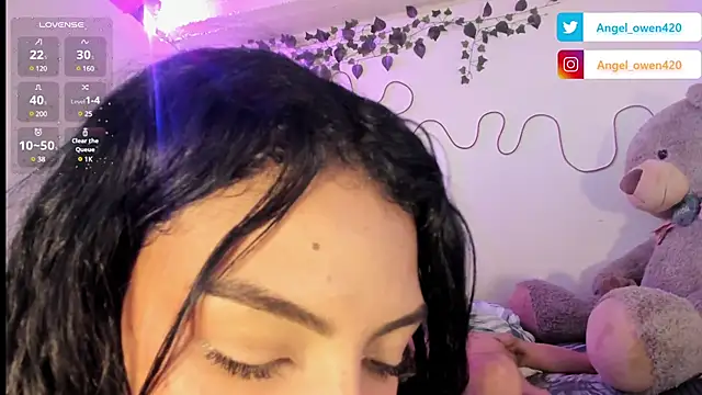 Snapshot of Angel_owen1 chatting on December 2024 05:37:02 PM Angel owen1 online show from December 2024 05:37:02 PM