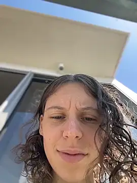 Snapshot of RinaMood chatting on January 2026 04:15:01 AM RinaMood online show from January 2026 04:15:01 AM