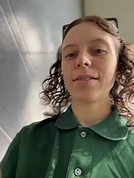 Snapshot of RinaMood chatting on February 2026 03:15:01 AM RinaMood online show from February 2026 03:15:01 AM