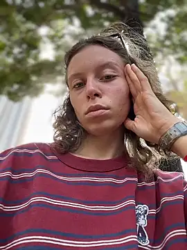 Snapshot of RinaMood chatting on February 2026 05:28:02 AM RinaMood online show from February 2026 05:28:02 AM