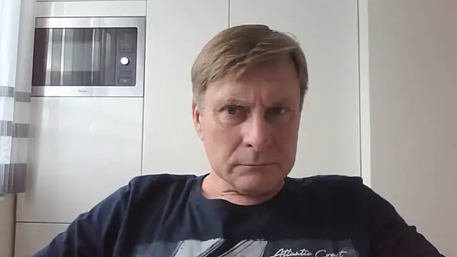 Snapshot of johnnym1 chatting on February 2026 01:04:01 PM johnnym1 online show from February 2026 01:04:01 PM