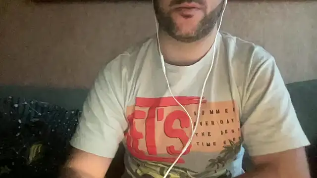 RedDante89 online show from December 2024 07:47:01 AM