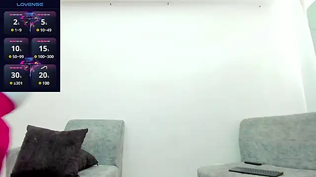 JuniorMorris  online show from January 2025 09:37:01 PM