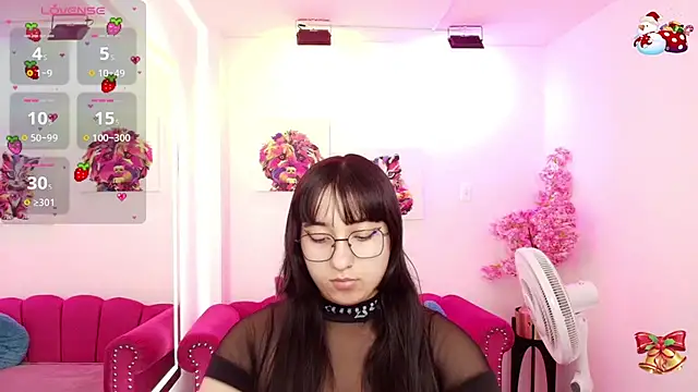 Miss dolly  online show from November 2025 12:37:02 PM