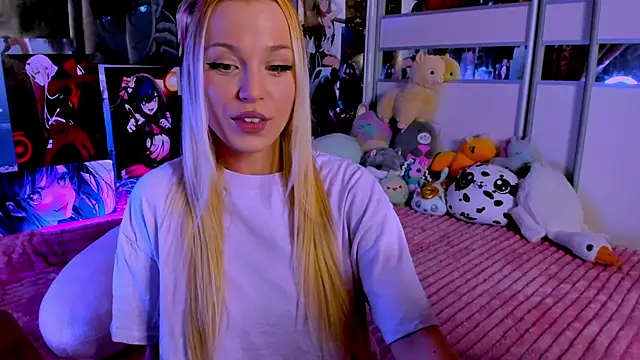 Cute  Pony online show from December 2024 09:54:02 PM