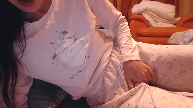 Snapshot of LovelyAndraGirl chatting on October 2025 09:16:01 PM LovelyAndraGirl online show from October 2025 09:16:01 PM