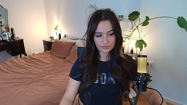 Snapshot of Lenas_Room chatting on March 2026 07:12:01 AM Lenas Room online show from March 2026 07:12:01 AM